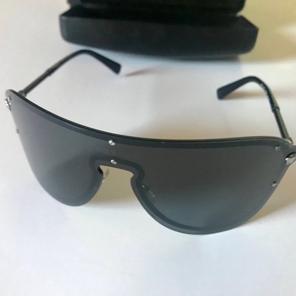 SOLD - Picture 2 of 6